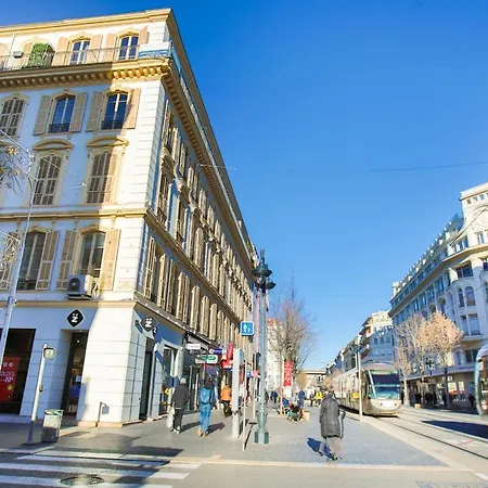 Etoile 35 Avenue Nice