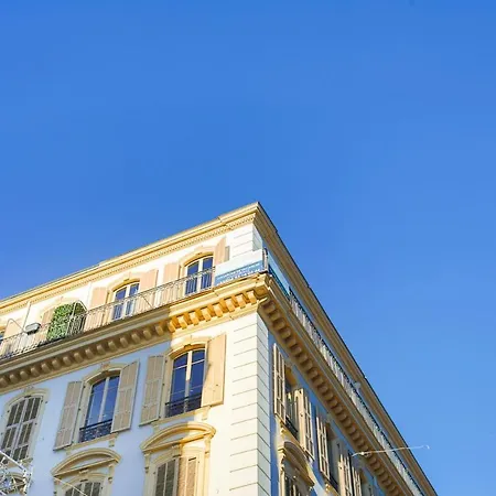Etoile 35 Avenue